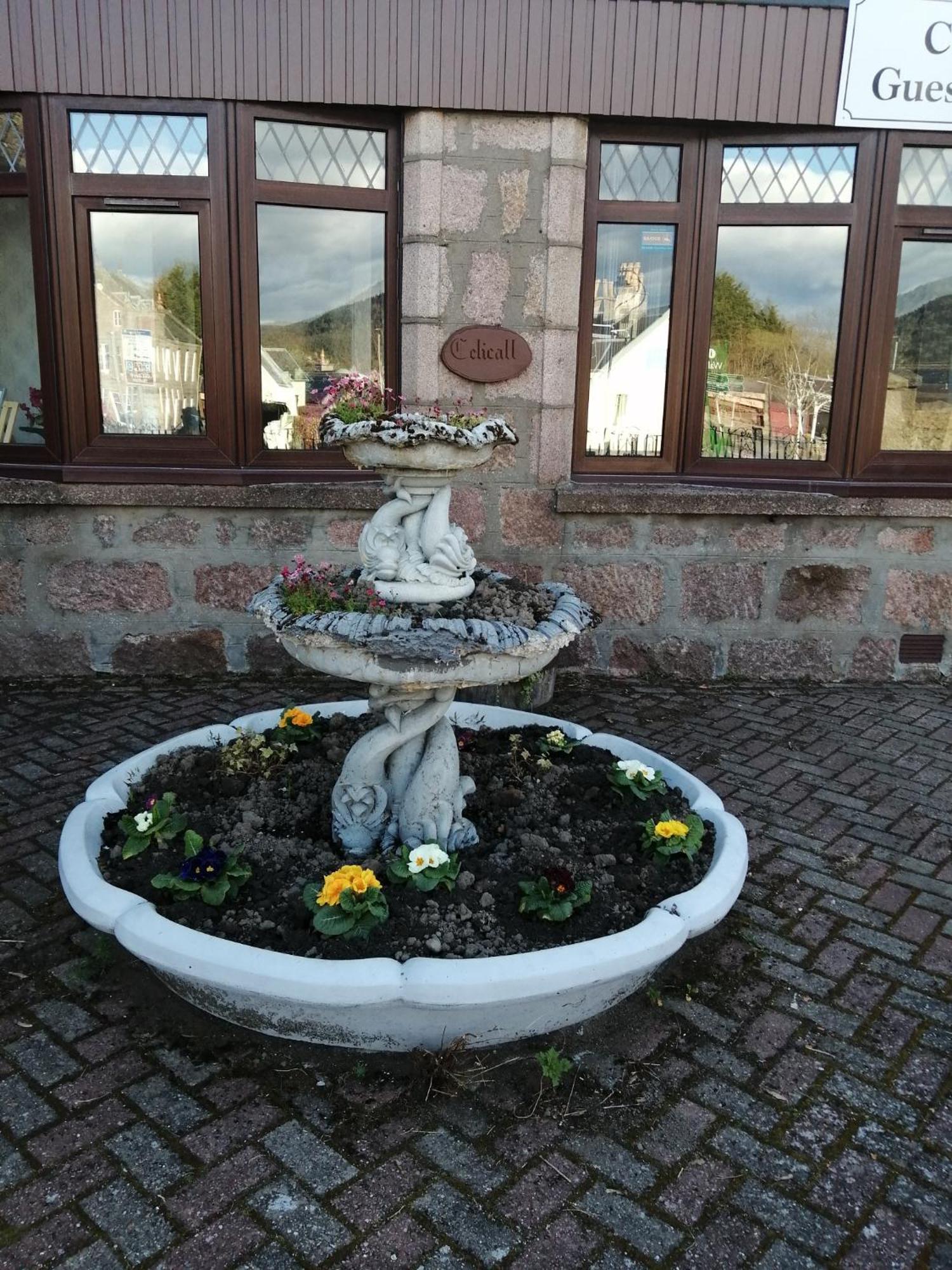 Celicall Ballater Extérieur photo
